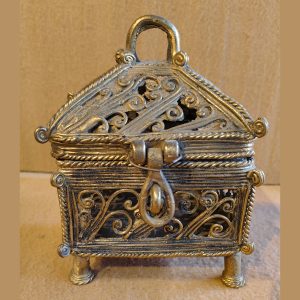 Handcrafted Dhokra Art Brass Lidded Trinket Box